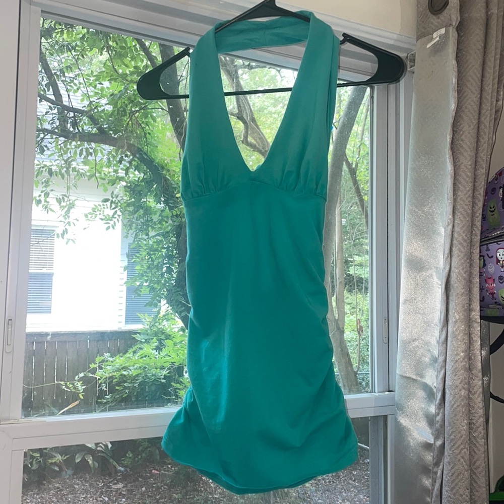 y2k halter VS